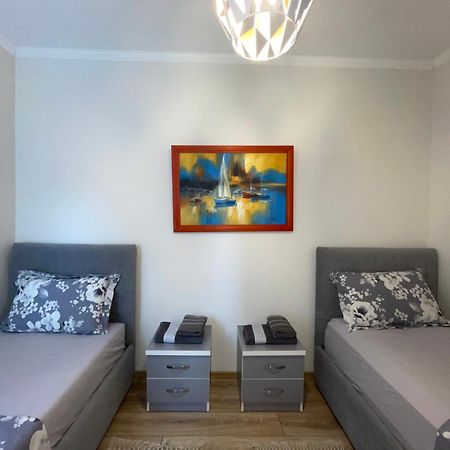 Peak Apartment Modern Durres City Centre #2 Екстер'єр фото
