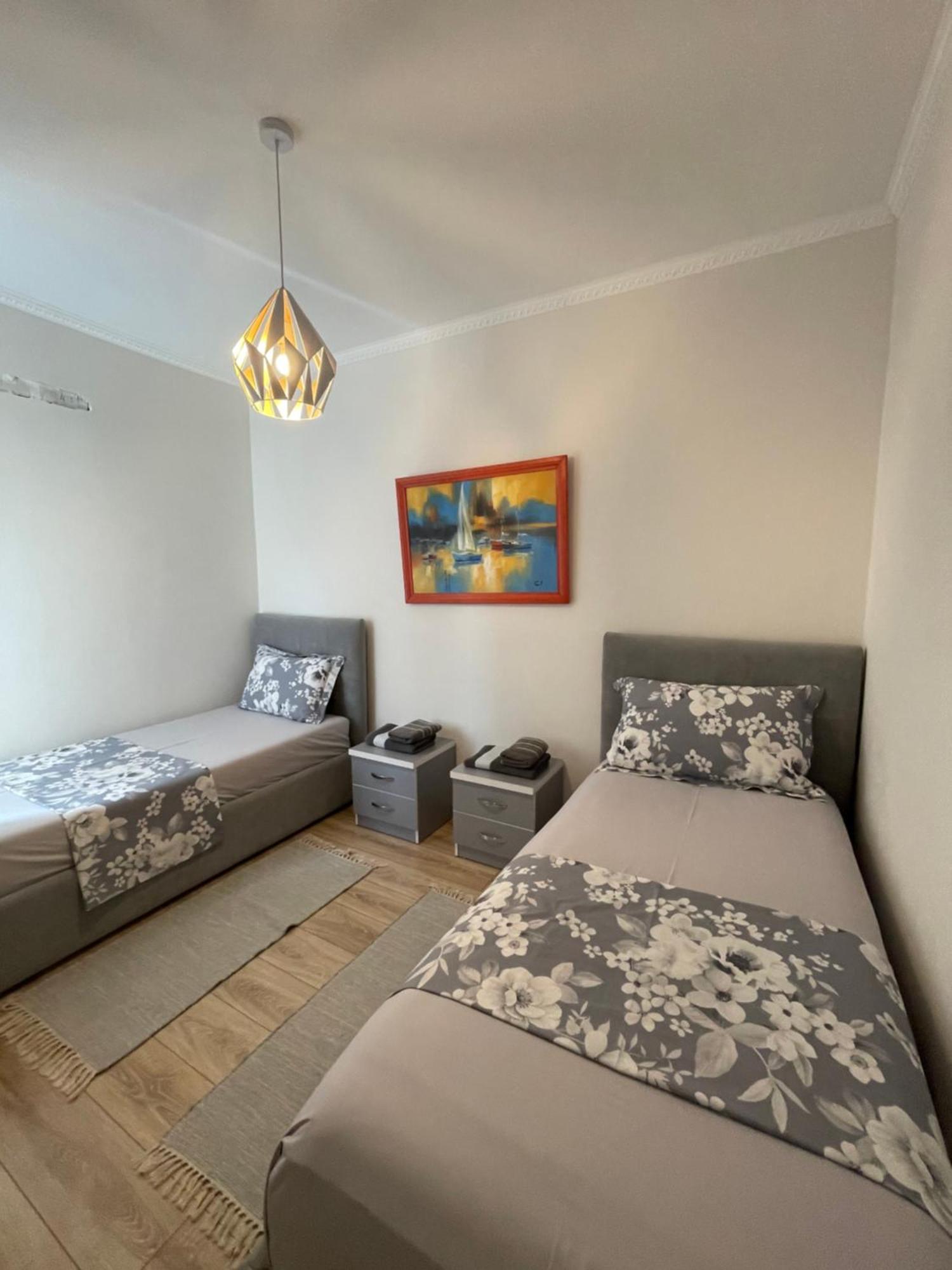 Peak Apartment Modern Durres City Centre #2 Екстер'єр фото